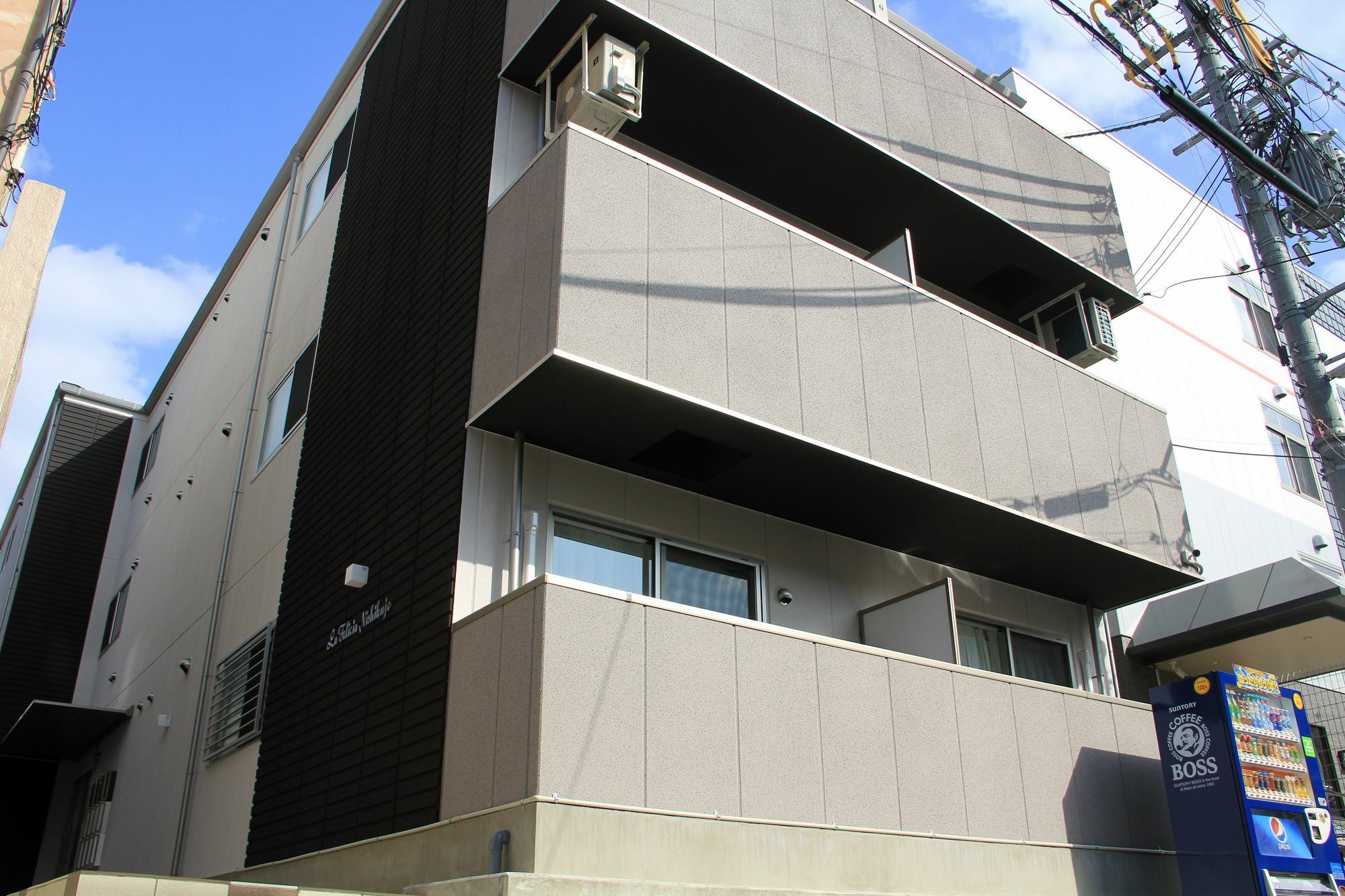 Universal Hotel Nishikujo Osaka Buitenkant foto